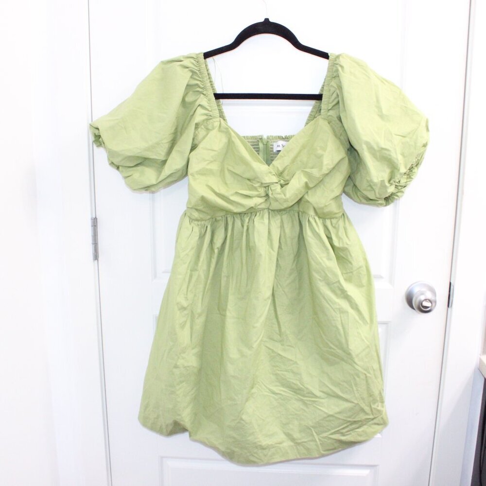 En Saison Green Babydoll Poplin Mini Dress Sweetheart Neckline‎ Size Medium